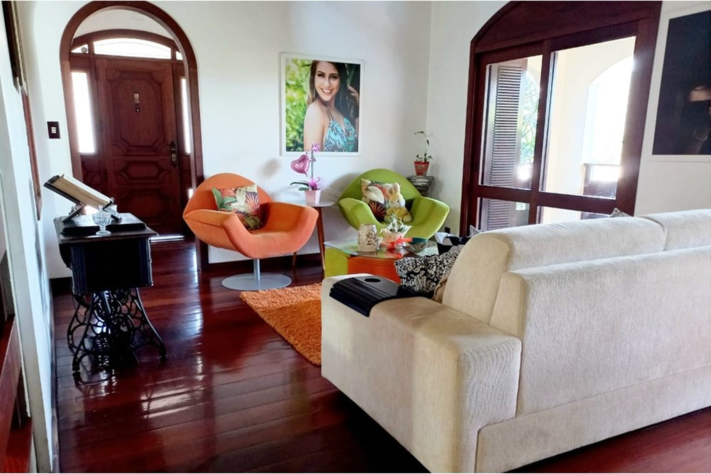 Casa à venda com 4 quartos, 321m² - Foto 46