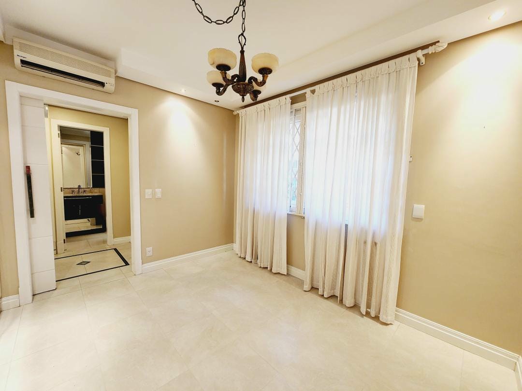 Casa, 4 quartos, 285 m² - Foto 51