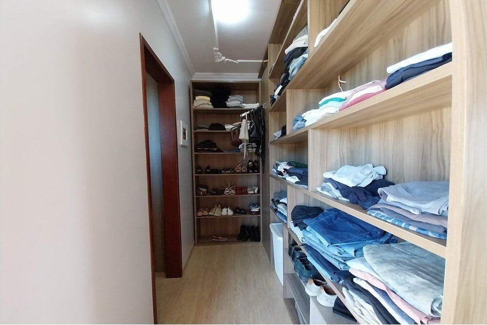Casa à venda com 3 quartos, 299m² - Foto 18