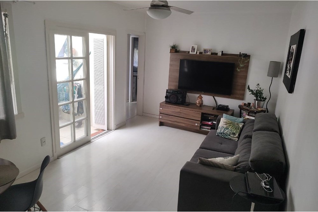 Apartamento à venda com 2 quartos, 81m² - Foto 10