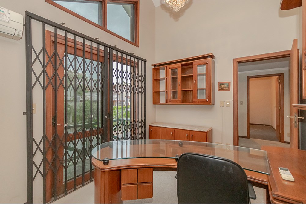 Casa, 4 quartos, 240 m² - Foto 12