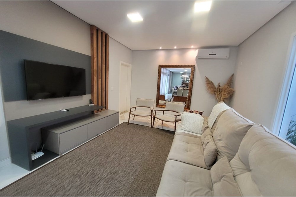 Casa à venda com 4 quartos, 326m² - Foto 25