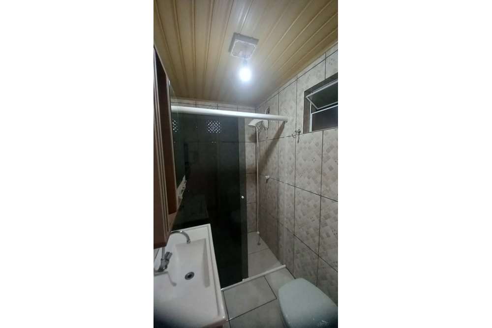 Casa à venda com 8 quartos, 351m² - Foto 2
