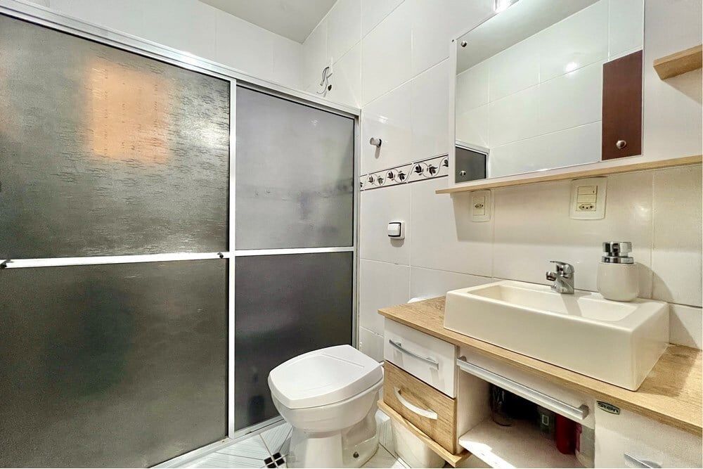 Casa à venda com 4 quartos, 226m² - Foto 21