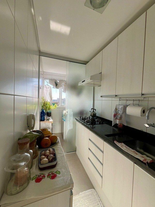 Apartamento à venda com 2 quartos, 58m² - Foto 15