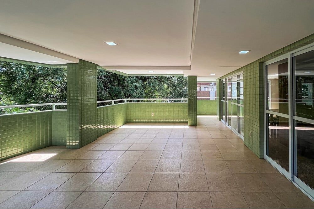Apartamento à venda com 3 quartos, 145m² - Foto 27