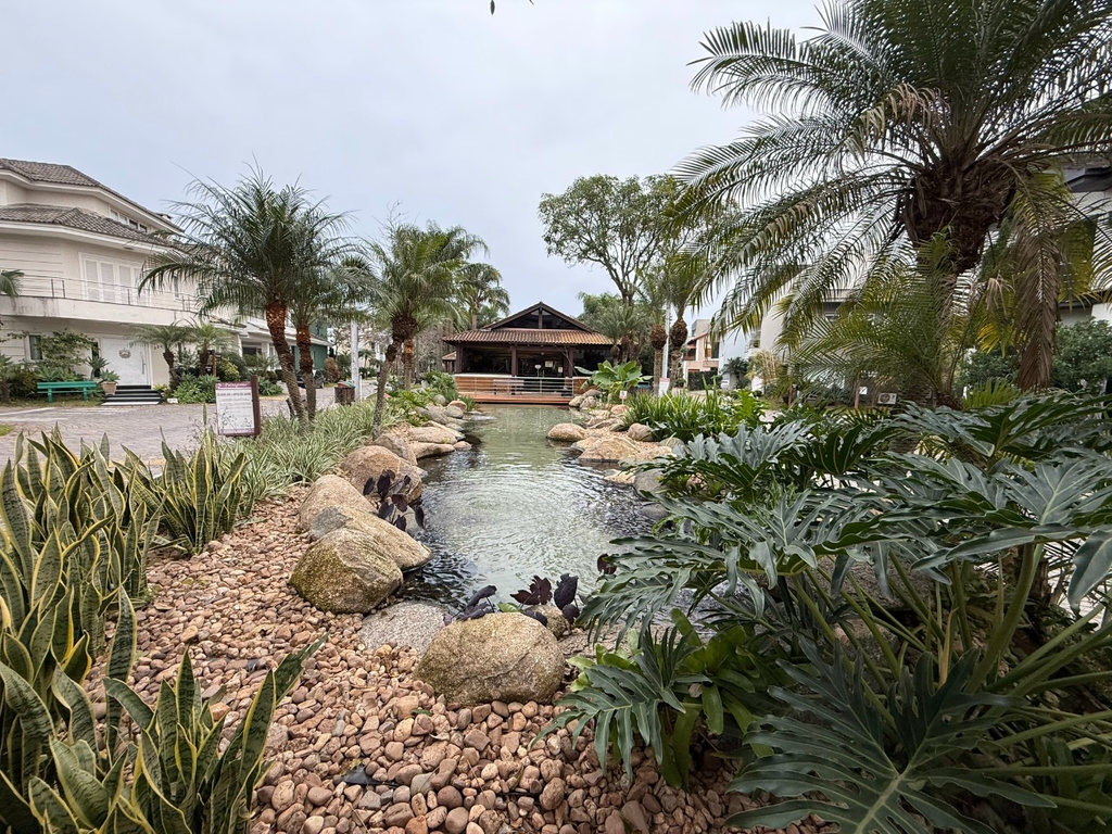 Casa de Condomínio à venda com 3 quartos, 197m² - Foto 68
