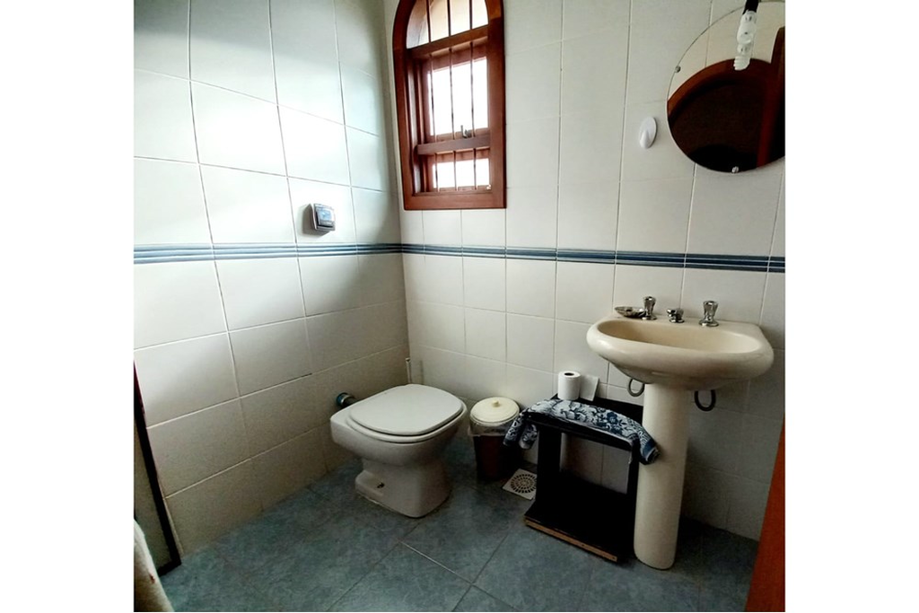 Casa à venda com 4 quartos, 321m² - Foto 22