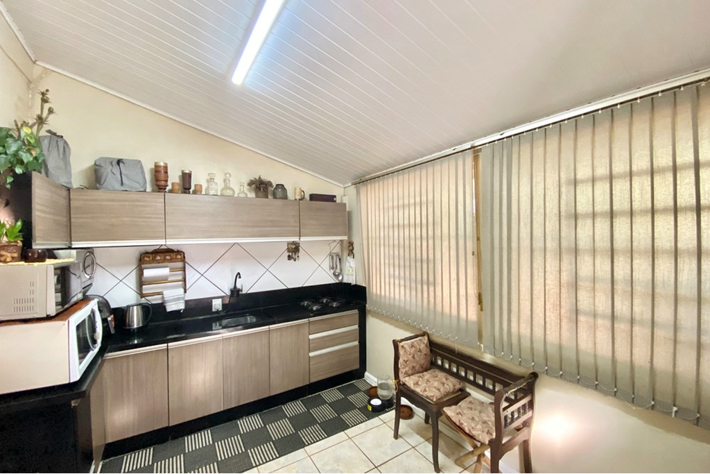 Casa à venda com 2 quartos, 83m² - Foto 10