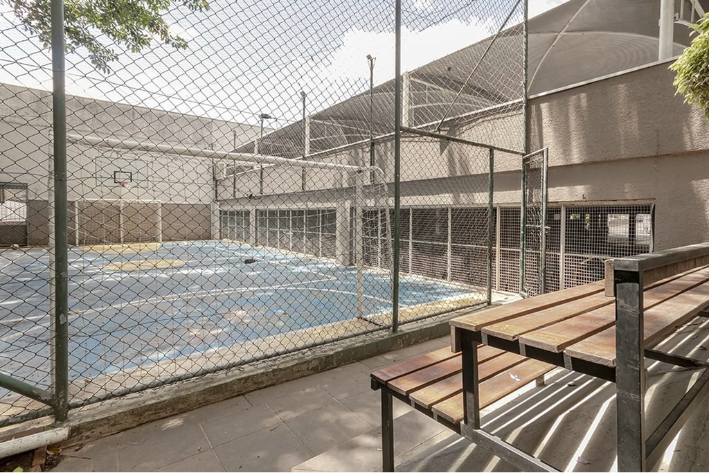 Apartamento à venda com 3 quartos, 76m² - Foto 32