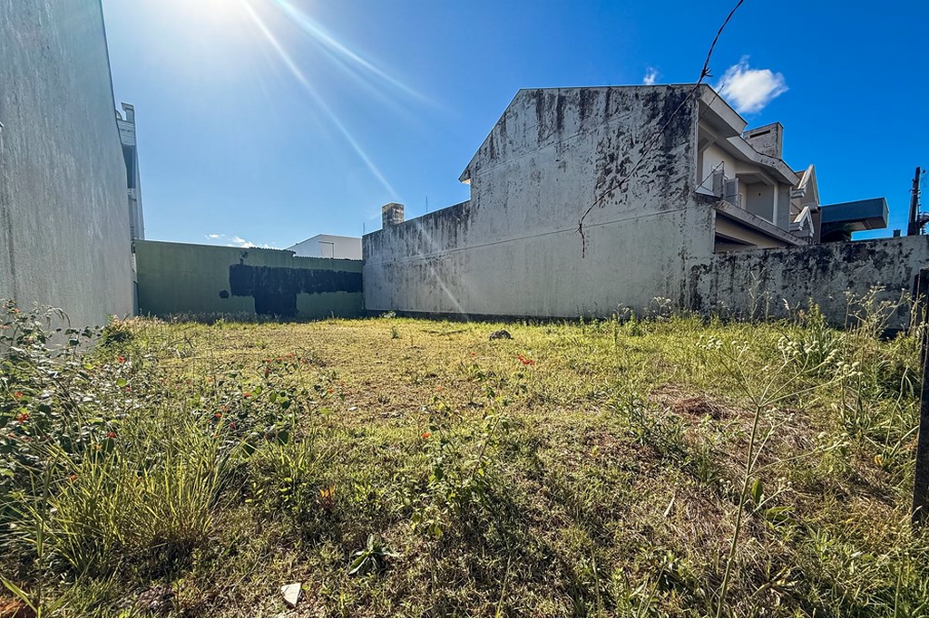 Terreno, 299 m² - Foto 2