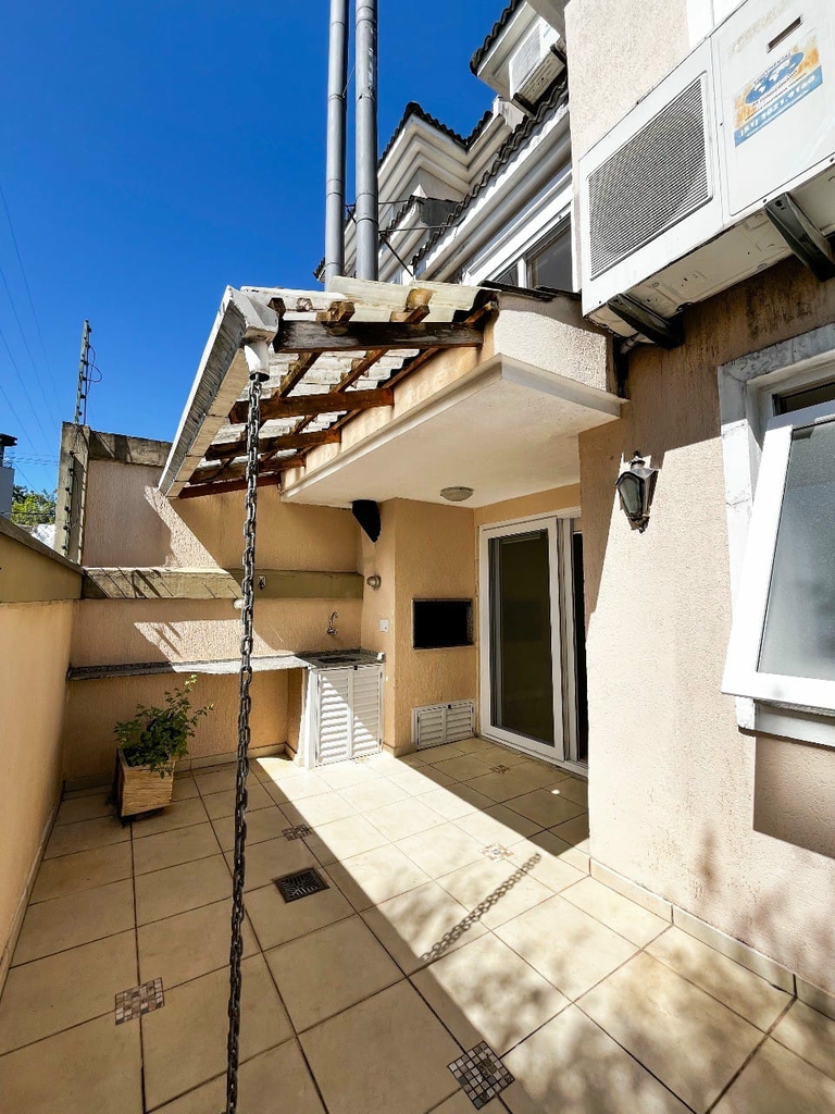 Casa à venda com 4 quartos, 213m² - Foto 27