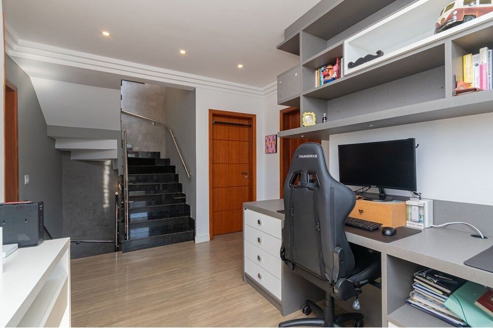 Casa de Condomínio à venda com 3 quartos, 262m² - Foto 3