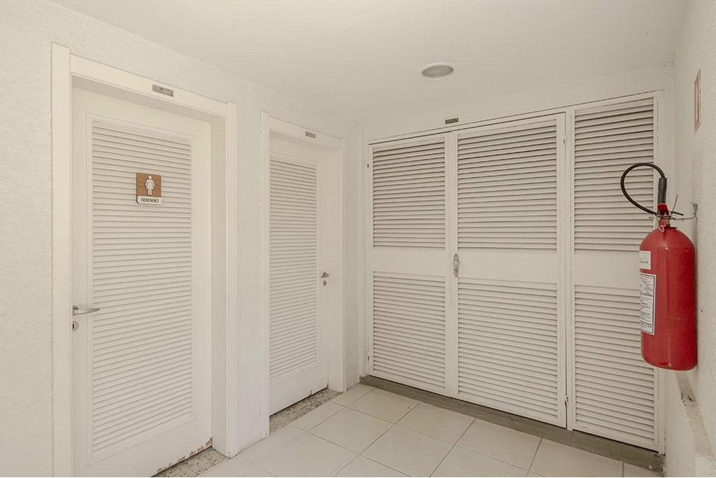 Apartamento à venda com 3 quartos, 74m² - Foto 7
