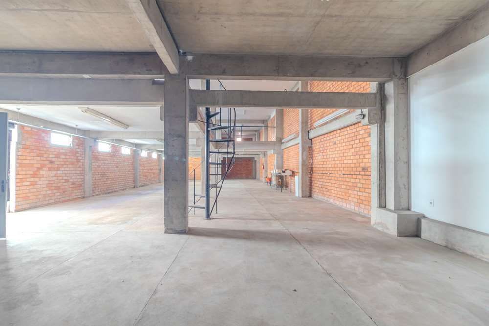 Depósito-Galpão-Armazém à venda, 718m² - Foto 19