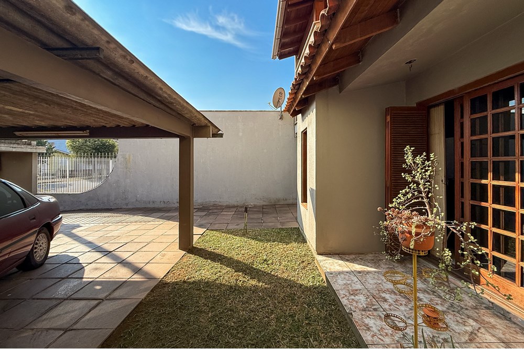 Casa à venda com 4 quartos, 251m² - Foto 32