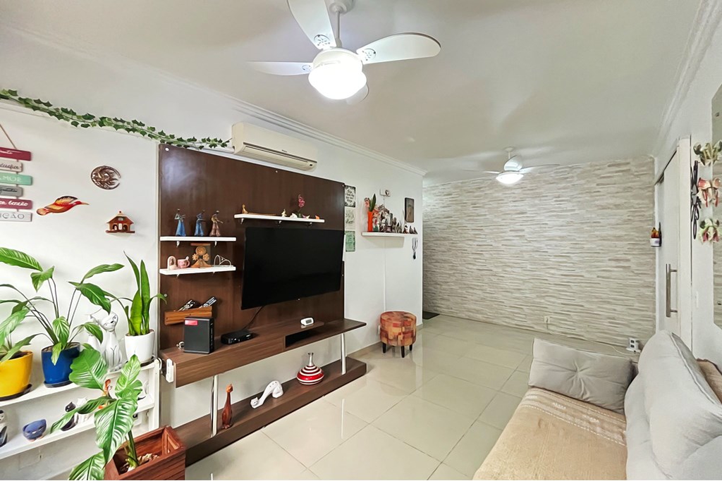 Apartamento à venda com 2 quartos, 63m² - Foto 1