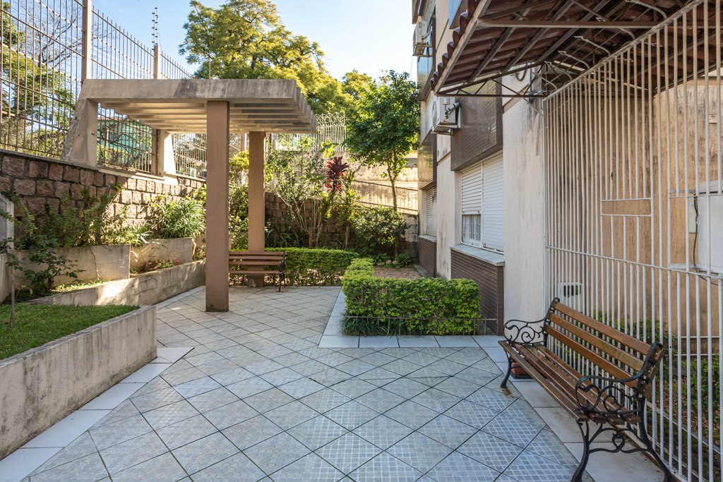 Apartamento à venda com 2 quartos, 69m² - Foto 4
