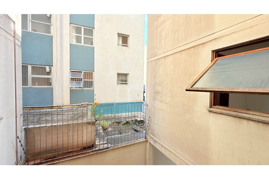 Apartamento à venda com 2 quartos, 85m² - Foto 6