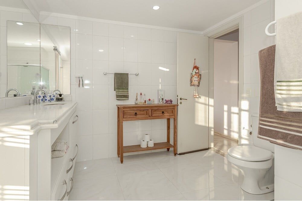 Casa à venda com 3 quartos, 303m² - Foto 9