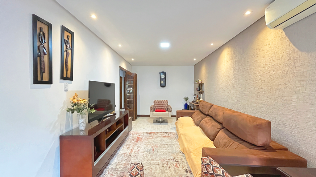 Casa à venda com 3 quartos, 155m² - Foto 5