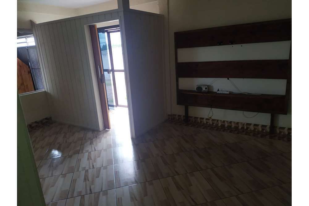 Casa à venda com 8 quartos, 351m² - Foto 37