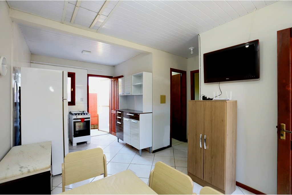 Casa à venda com 2 quartos, 42m² - Foto 21