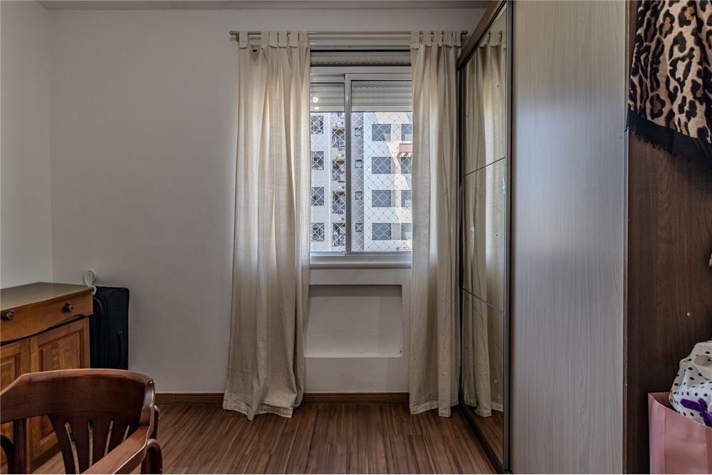 Apartamento à venda com 2 quartos, 75m² - Foto 46