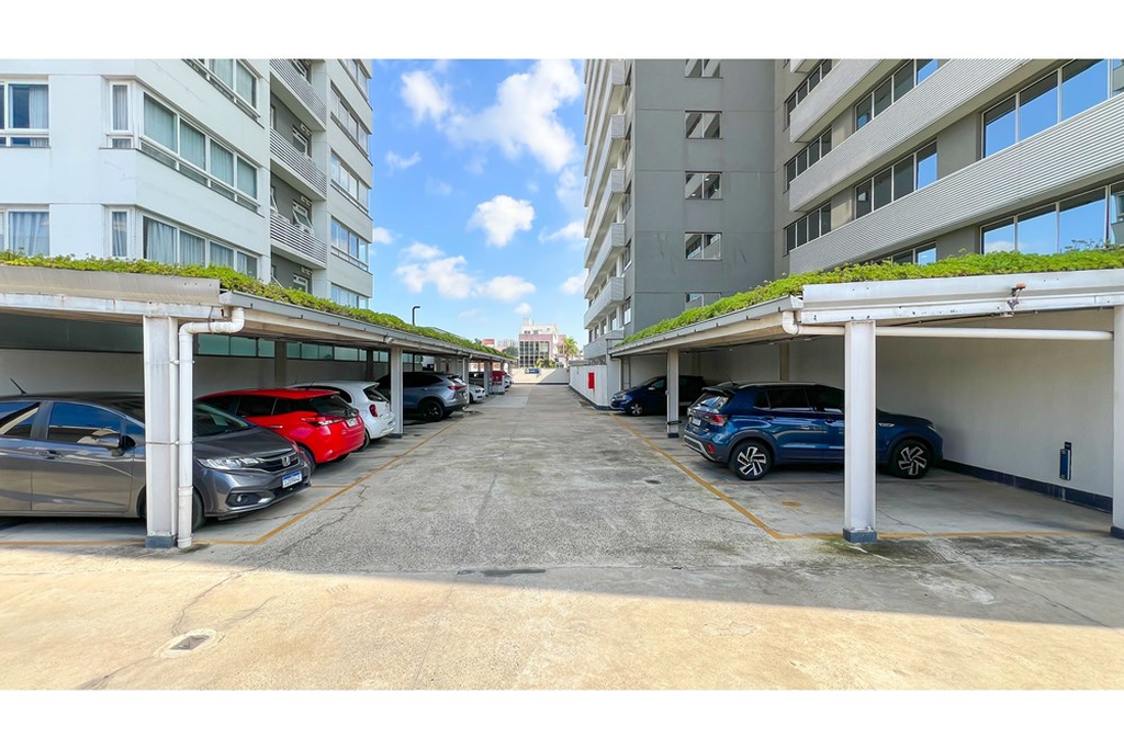 Apartamento à venda com 2 quartos, 67m² - Foto 30