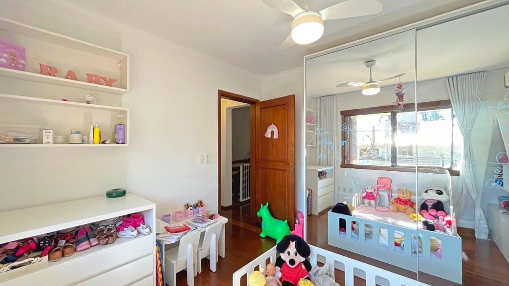Casa à venda com 3 quartos, 171m² - Foto 11