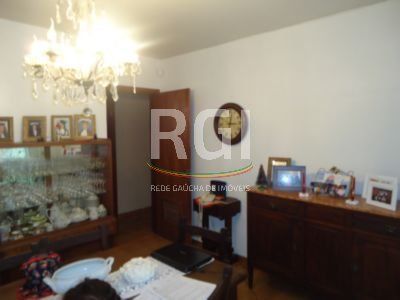 Casa à venda com 4 quartos, 330m² - Foto 29