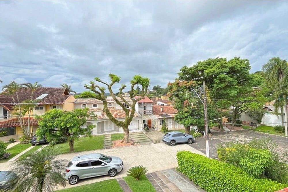 Casa de Condomínio à venda com 5 quartos, 301m² - Foto 5