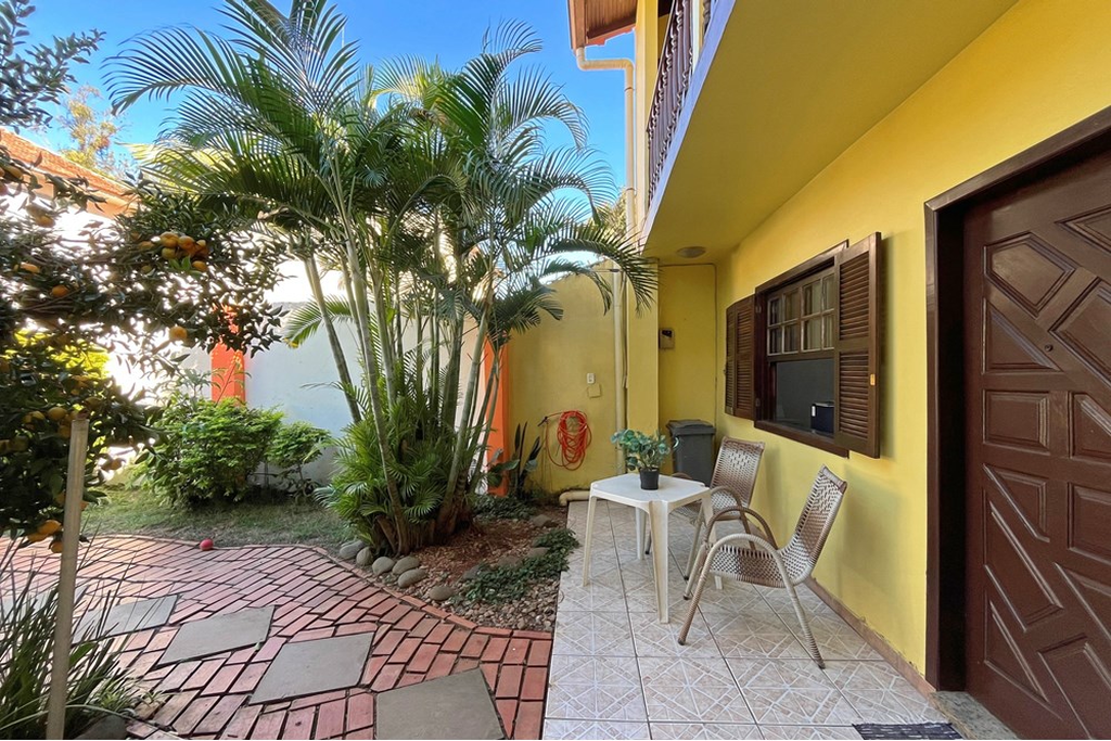 Casa à venda com 4 quartos, 205m² - Foto 9
