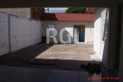 Casa à venda com 3 quartos, 180m² - Foto 9