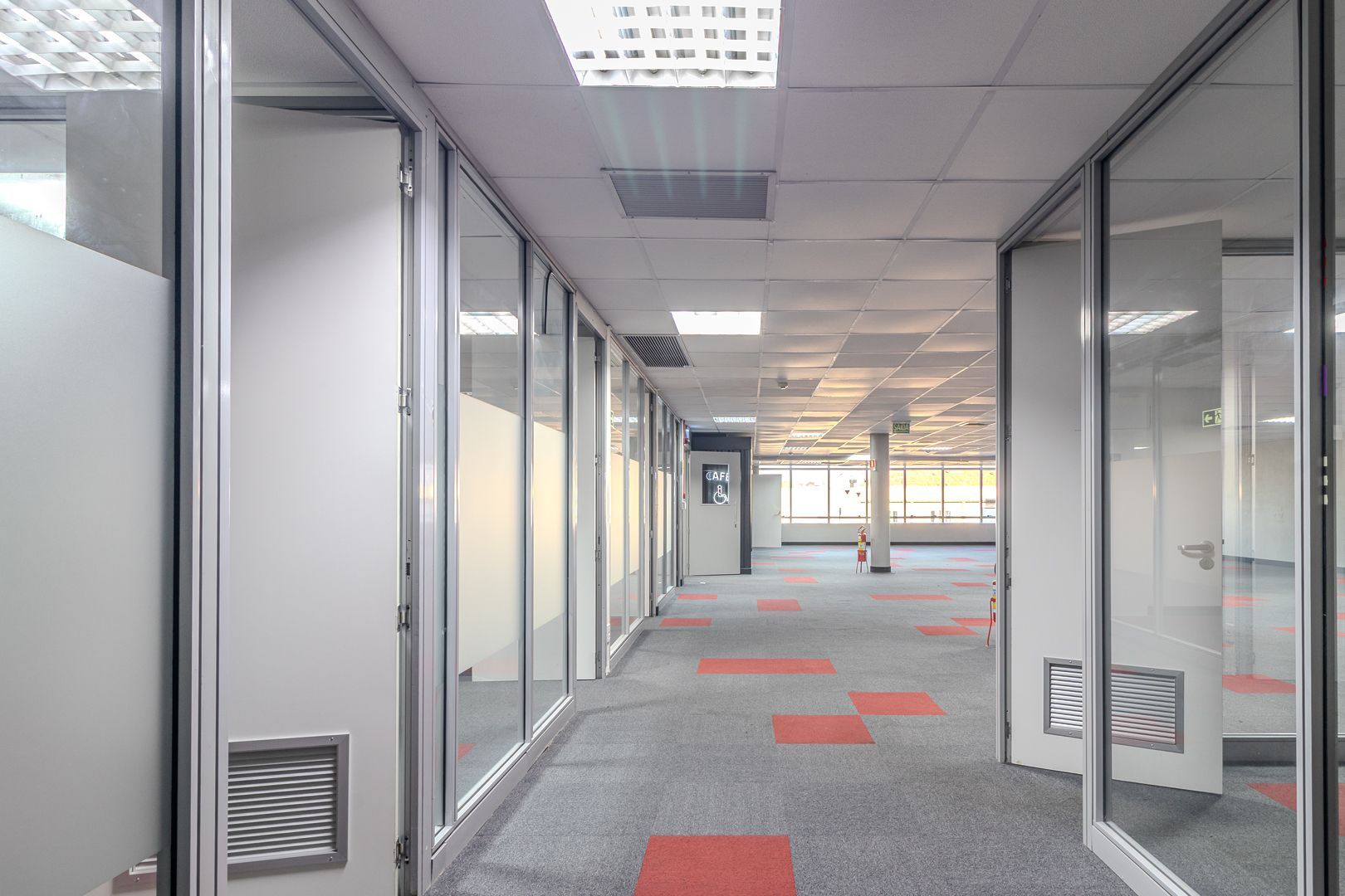 Prédio Inteiro para alugar com 4 quartos, 3451m² - Foto 82