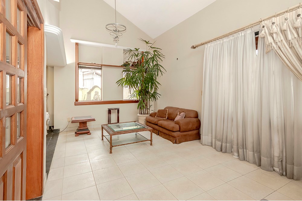 Casa, 4 quartos, 240 m² - Foto 49