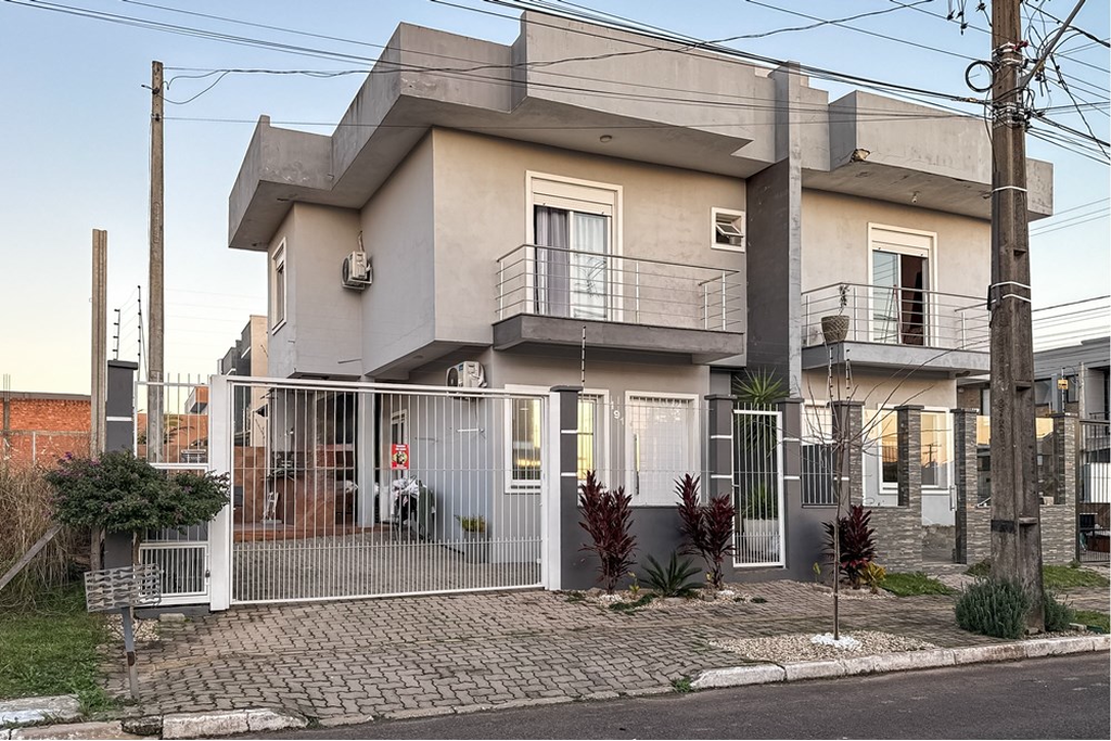 Casa à venda com 3 quartos, 94m² - Foto 25