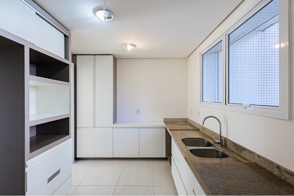 Apartamento, 3 quartos, 306 m² - Foto 10