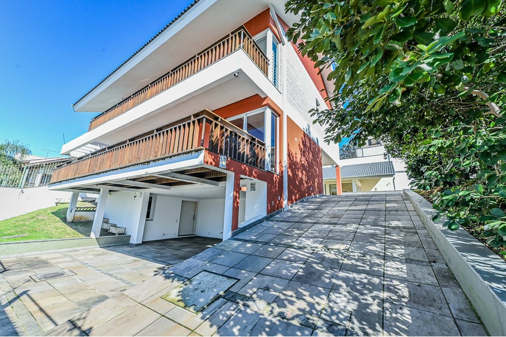 Casa à venda com 4 quartos, 515m² - Foto 2