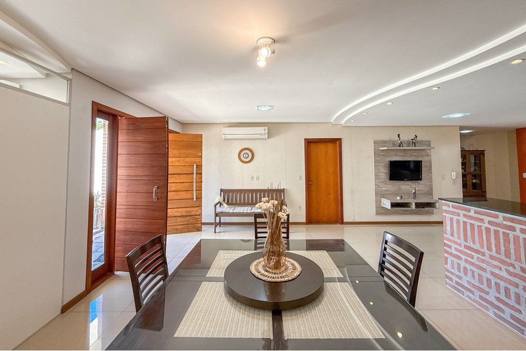 Casa, 3 quartos, 209 m² - Foto 40