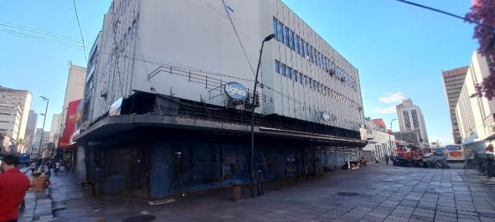 Prédio Inteiro para alugar com 3 quartos, 1701m² - Foto 1