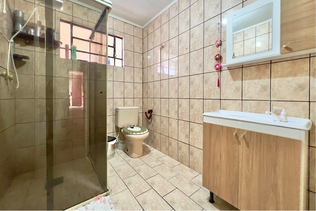 Casa à venda com 3 quartos, 169m² - Foto 8