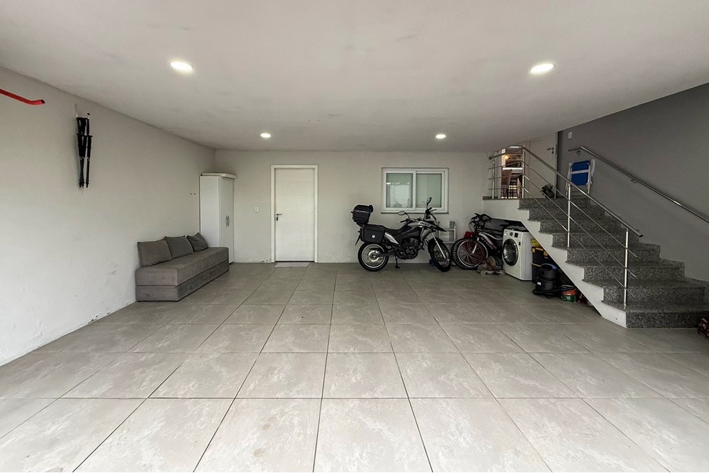 Casa à venda com 5 quartos, 194m² - Foto 70