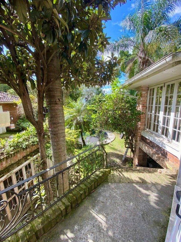 Casa para alugar com 5 quartos, 721m² - Foto 39