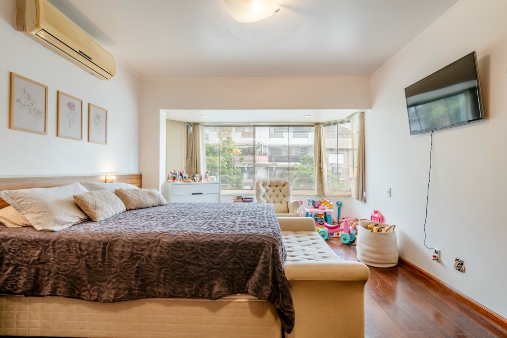 Apartamento à venda com 3 quartos, 151m² - Foto 6