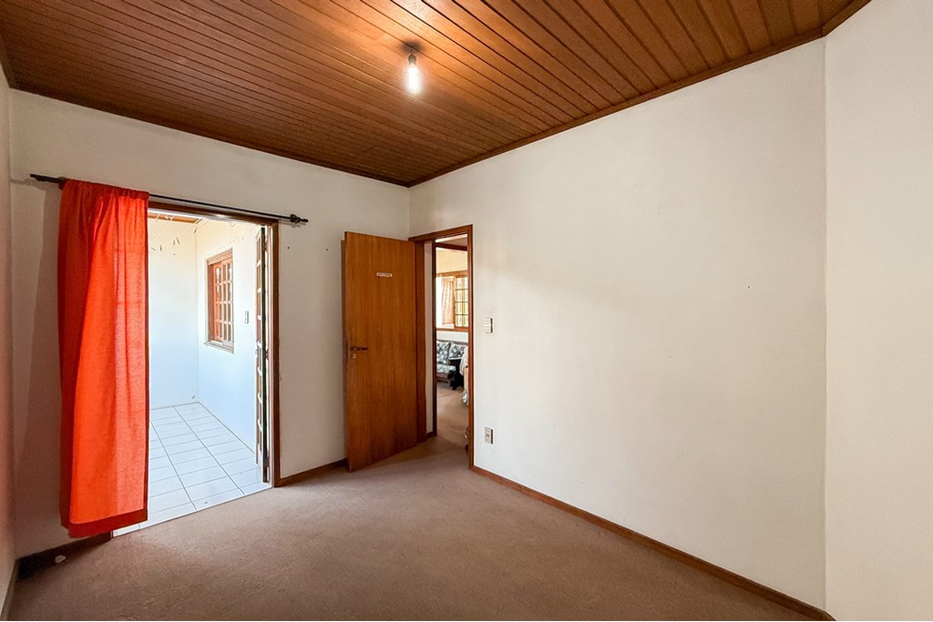 Casa à venda com 4 quartos, 251m² - Foto 6