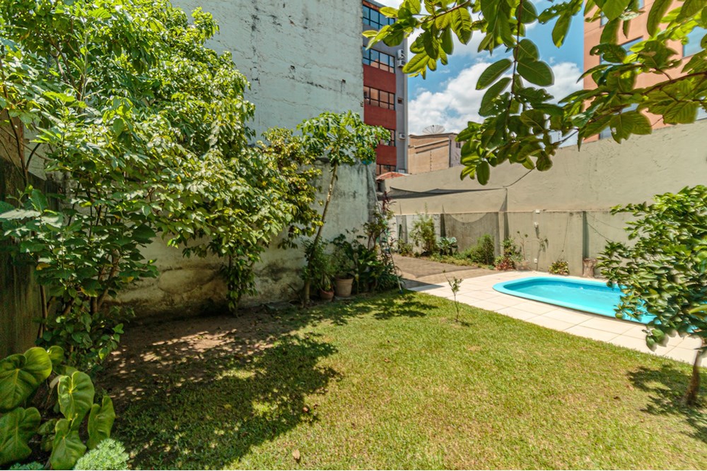 Casa à venda com 3 quartos, 178m² - Foto 4