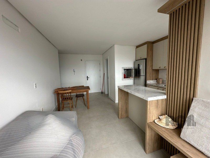 Apartamento à venda com 2 quartos, 70m² - Foto 9