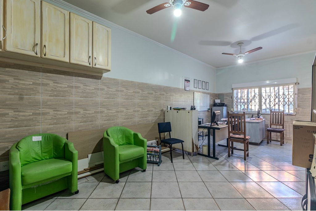 Casa, 3 quartos, 370 m² - Foto 4