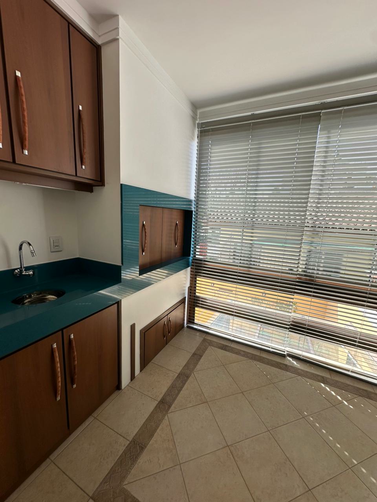 Casa à venda com 3 quartos, 313m² - Foto 11